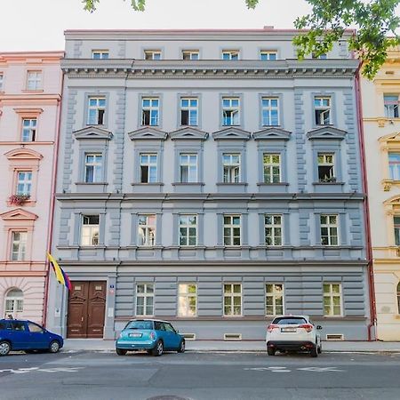 Cozy Quiet New Apartment In Karlin Square Prague Exterior photo